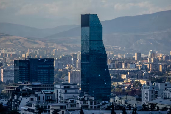 USDT价格波动解析 | 稳定币市场机制与趋势探讨